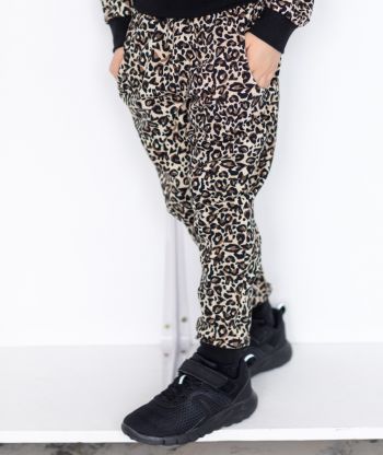 Everyday Pockets Pants Leopard Print